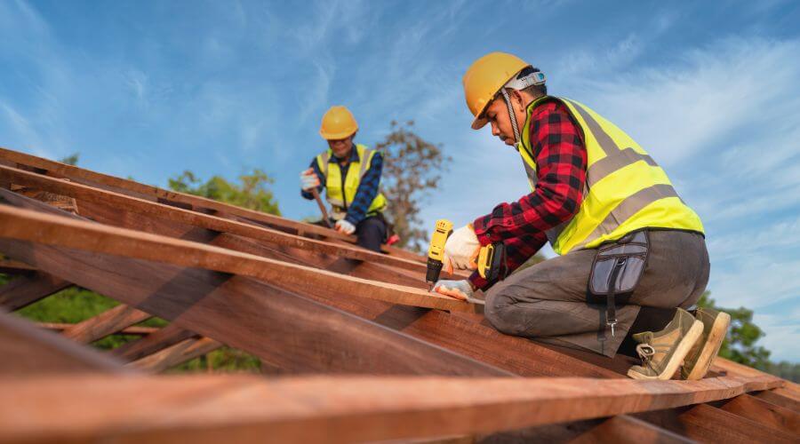 Professional Flat Roofing Installation services in McEwen, TN